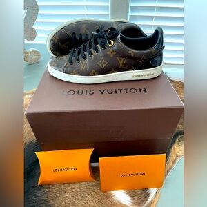 Louis Vuitton Sneakers